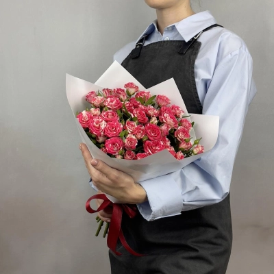 Букет «Фейерверк» – 9 пышных кустовых роз в огненной палитре Бокситогорск Ленинградская область Букет «Фейерверк» – 9 пышных кустовых роз в огненной палитре Бокситогорск Ленинградская область