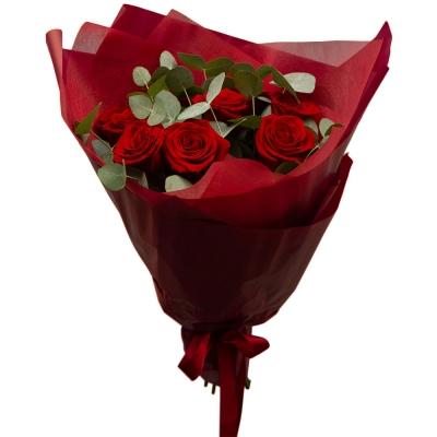 Букет из 9 красных роз с эвкалиптом – классика любви и нежности Бокситогорск Ленинградская область Букет из 9 красных роз с эвкалиптом – классика любви и нежности Бокситогорск Ленинградская область