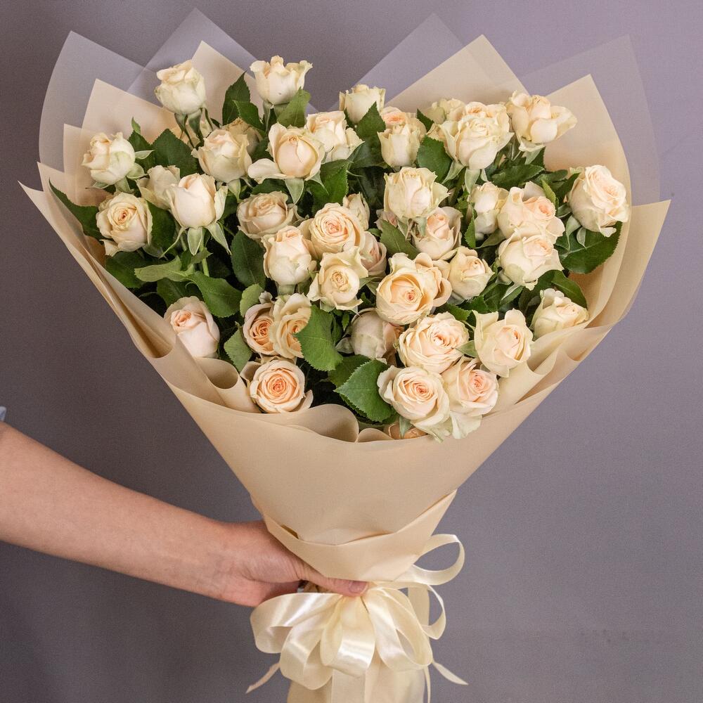 Букет «Персик» – пышные кустовые розы нежно-персикового оттенка Бокситогорск Ленинградская область